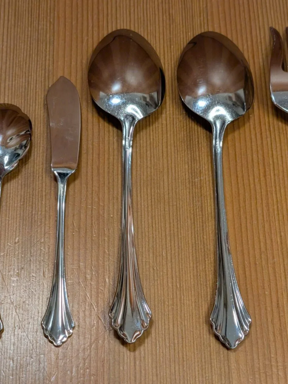 Oneida Oneida BANCROFT Stainless Steel 5pc. Serving Set Spoon Fork Lot USA - GUC